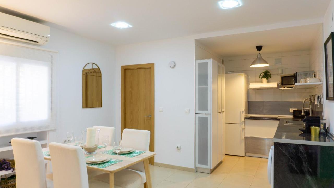 Apartment Caleta Beach Málaga Buitenkant foto