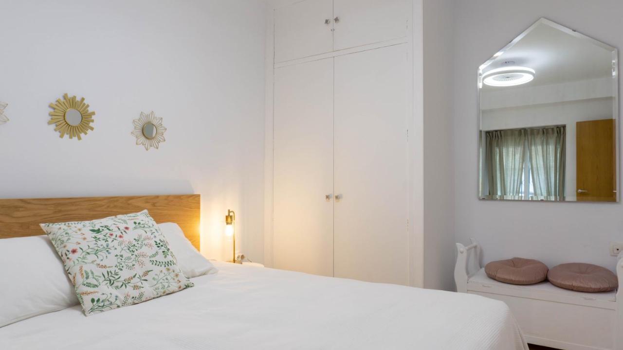 Apartment Caleta Beach Málaga Buitenkant foto